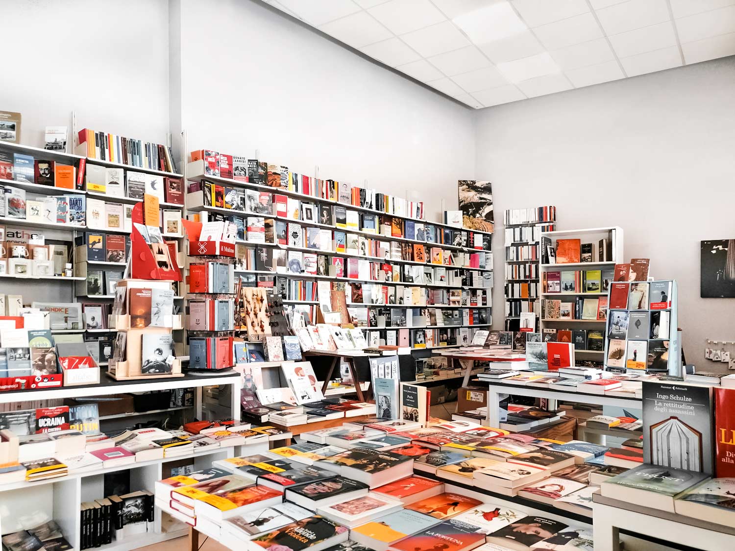 Foto-della-libreria-Passaparola-a-Roma_1 Foto-della-libreria-Passaparola-a-Roma